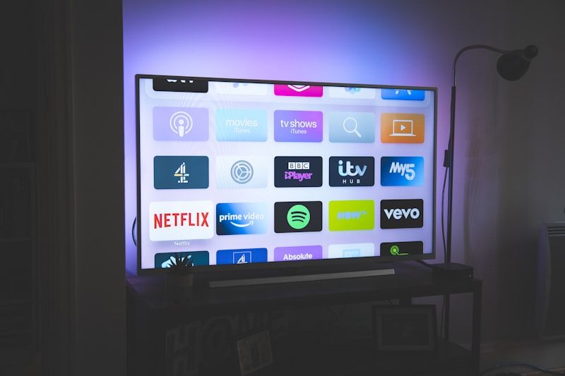 IPTV vs Cable TV: A Complete Comparison Guide for 2025